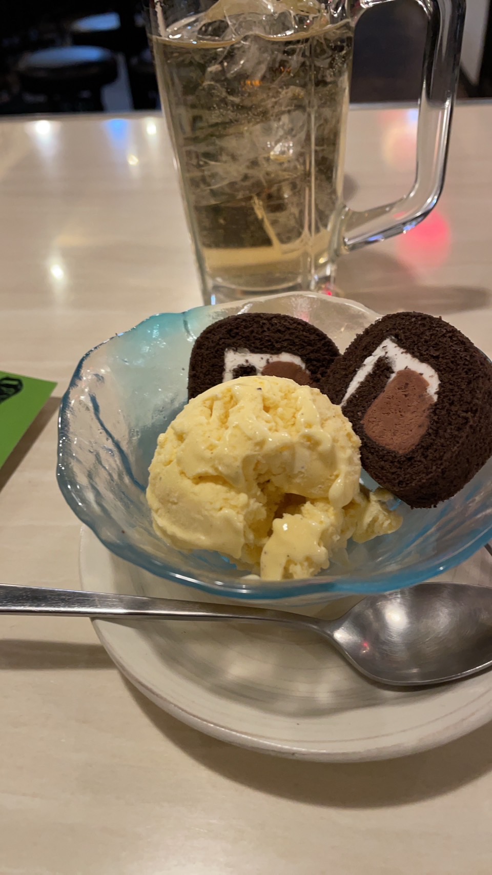 ハイボールとバニラ・チョコのアイス