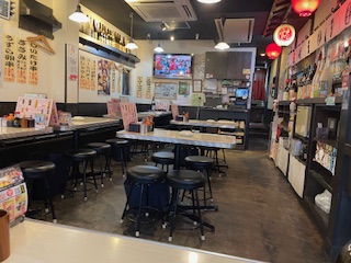 居酒屋店内