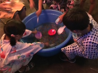 金魚すくい